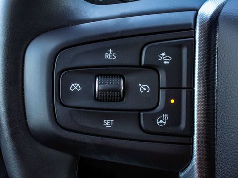 Used 2025 GMC Sierra 1500 Elevation image 26