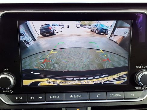 Used 2024 Nissan Altima 2.5 SV image 16