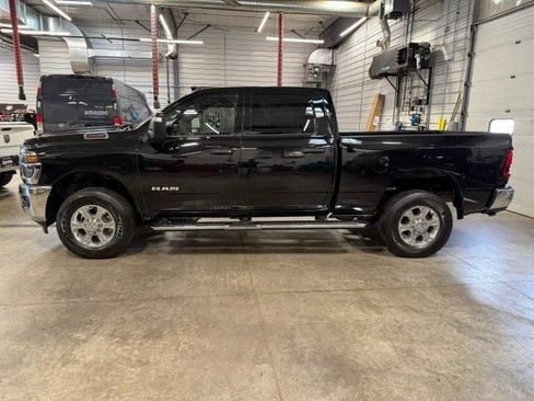 Certified 2026 RAM 2500 Big Horn AWD/4WD image 28