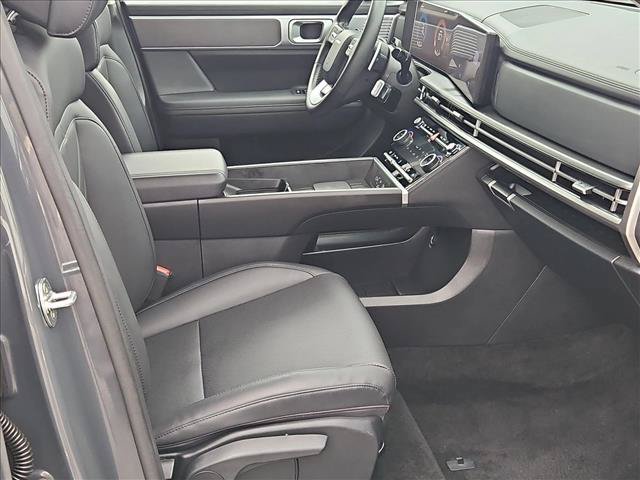 Used 2026 Hyundai Santa Fe SEL FWD image 20