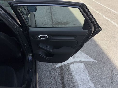 Used 2025 Honda Civic Sport image 30