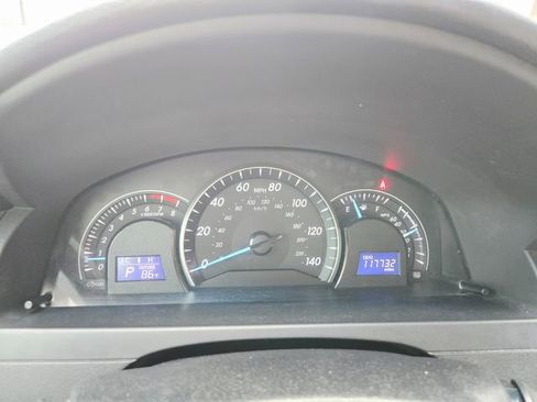 Used 2012 Toyota Camry LE image 20