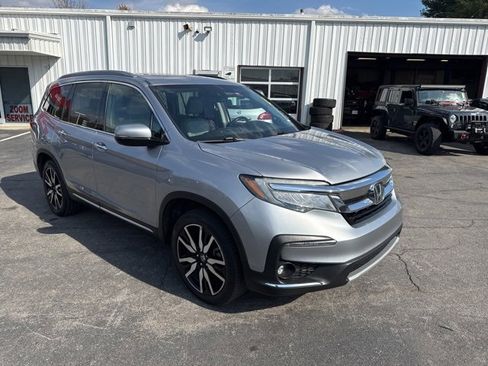 Used 2019 Honda Pilot Elite image 2