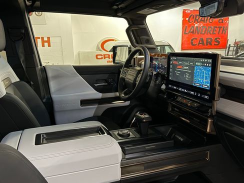 Used 2025 GMC Hummer EV 3X w/ Battery Pack, 24 Module Pack image 30