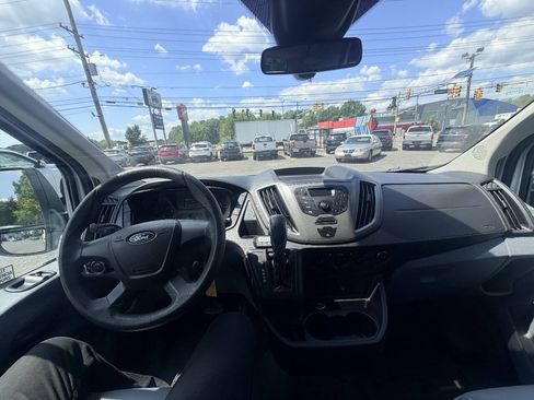 Used 2016 Ford Transit 350 XL RWD image 5