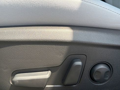 Certified 2023 Hyundai Kona SEL AWD/4WD image 17