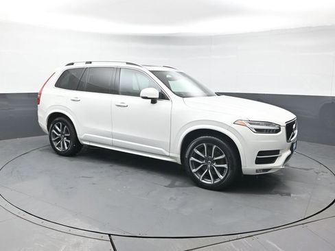 Used 2019 Volvo XC90 T5 Momentum image 8