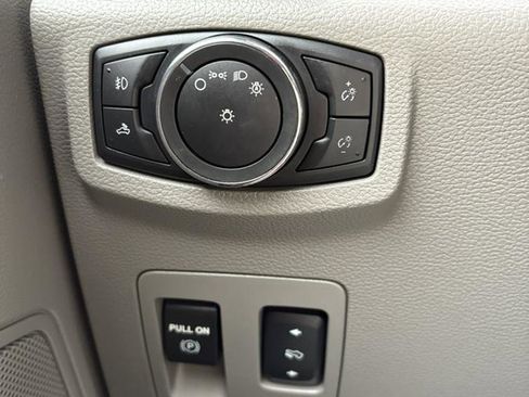 Used 2015 Ford F150 XLT w/ Equipment Group 302A Luxury image 24