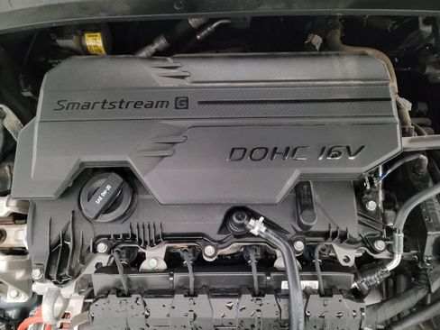 Used 2022 Hyundai Elantra SEL FWD image 30