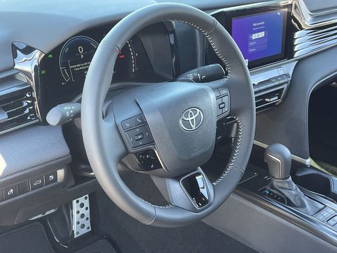 New 2026 Toyota Camry SE image 13