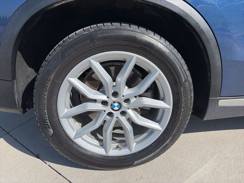 Used 2019 BMW X5 xDrive40i w/ Premium Package 2 AWD/4WD image 17