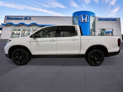 New 2026 Honda Ridgeline Black Edition image 2