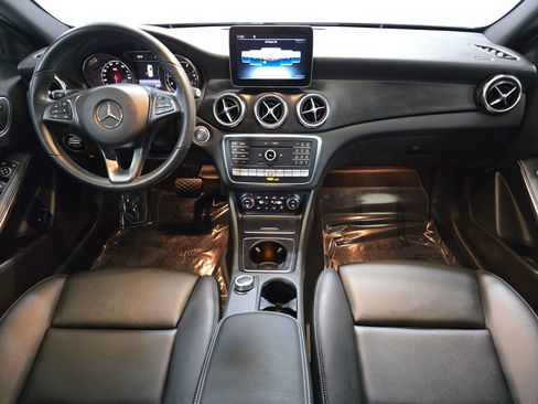 Used 2019 Mercedes-Benz GLA 250 4MATIC image 18