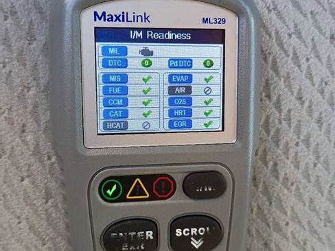 Used 2012 Toyota Sienna LE image 22