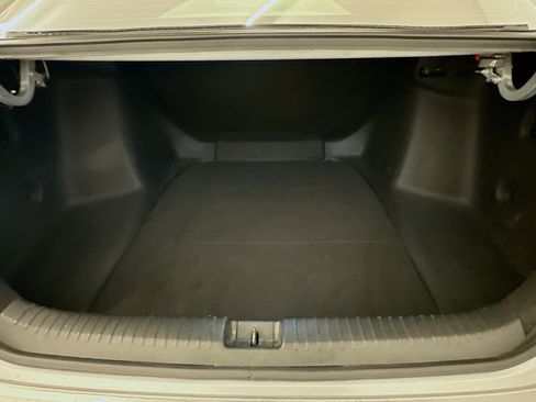 Used 2025 Honda Accord LX image 28