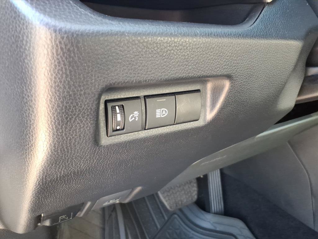 Used 2024 Toyota RAV4 XLE AWD/4WD image 21