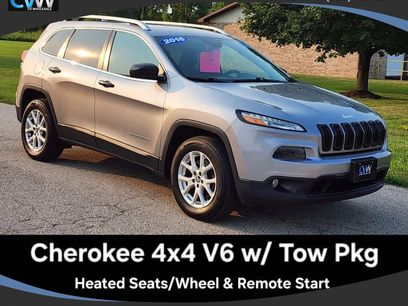 Used 2016 Jeep Cherokee Latitude w/ Cold Weather Group