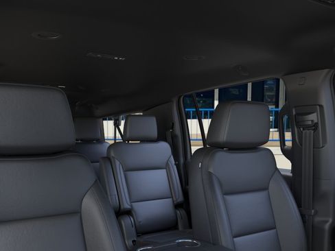 New 2026 Chevrolet Suburban LT w/ Comfort Package AWD/4WD image 24