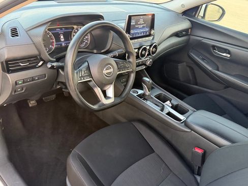 Certified 2025 Nissan Sentra SV FWD image 15