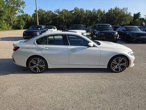 Used 2022 BMW 330i Sedan w/ Premium Package 2 RWD image 6