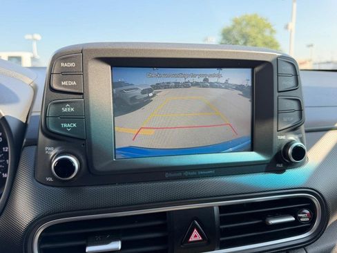 Used 2018 Hyundai Kona SEL FWD image 20