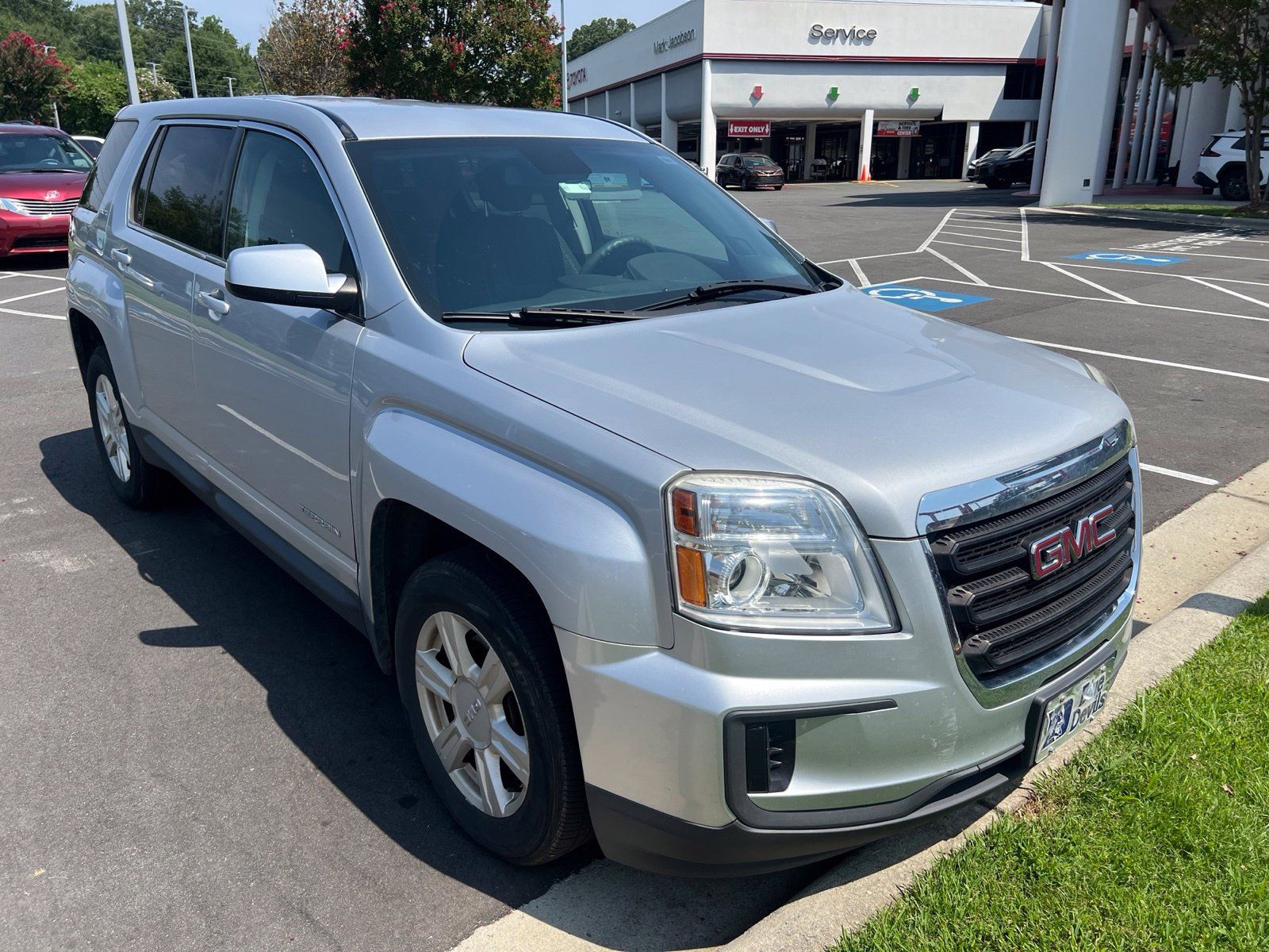 Used 2016 GMC Terrain SLE AWD/4WD image 13