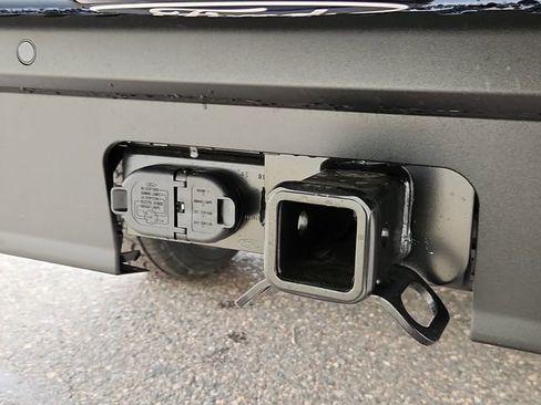 New 2025 Ford Maverick XLT w/ XLT Luxury Package image 13