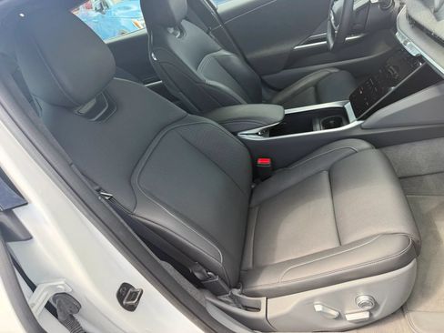Used 2024 Lucid Air Touring AWD/4WD image 30