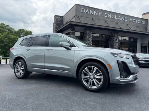 Used 2024 Cadillac XT6 Premium Luxury w/ LPO, Floor Liner Package AWD/4WD image 22