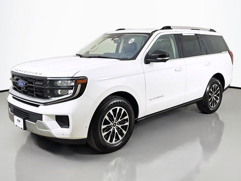 Used 2025 Ford Expedition Platinum AWD/4WD image 12