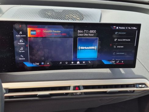 Used 2024 BMW iX xDrive50 w/ Premium Package AWD/4WD image 7