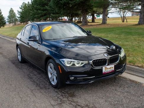 Used 2018 BMW 330i xDrive Sedan w/ Convenience Package image 8