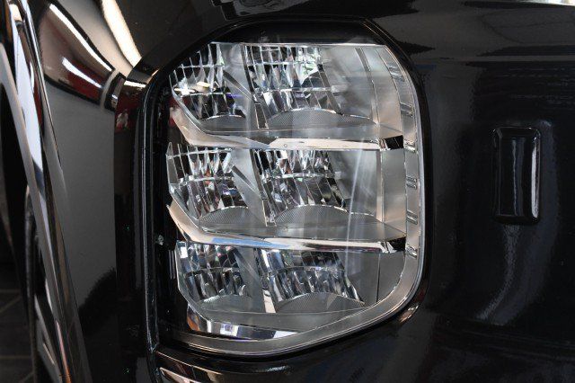 Used 2025 Mitsubishi Outlander SEL AWD/4WD image 5