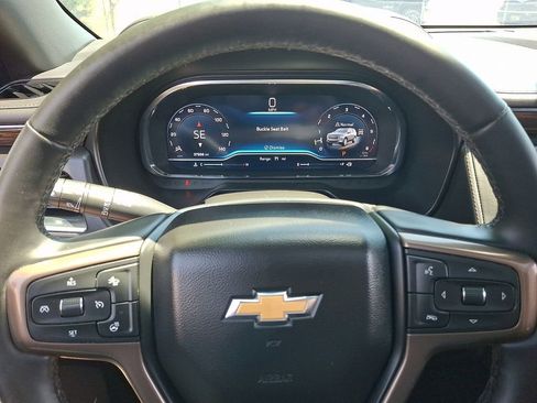 Used 2024 Chevrolet Tahoe High Country w/ Premium Package 2 AWD/4WD image 19