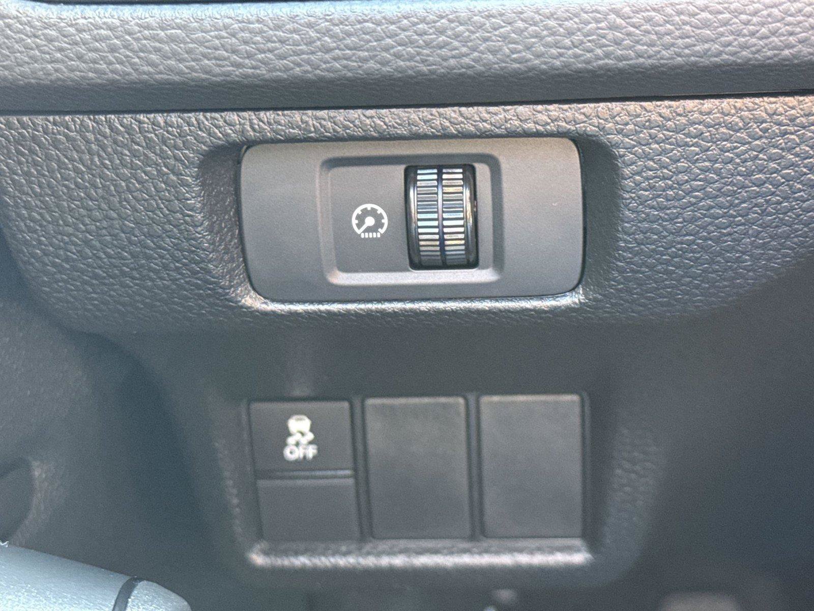Certified 2025 Honda Civic Sport image 31