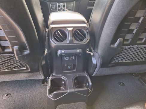Used 2020 Jeep Gladiator Mojave image 10