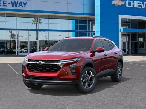 New 2026 Chevrolet Trax LT image 6