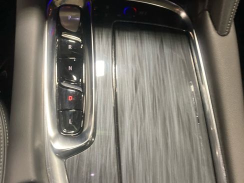 Used 2024 Buick Enclave Essence w/ Experience Buick Package image 29