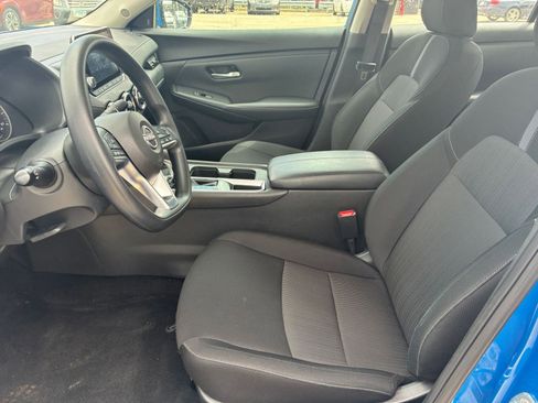 Used 2025 Nissan Sentra SV image 24