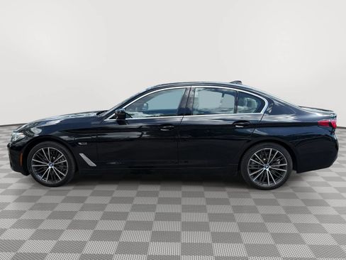 Used 2023 BMW 530e w/ Premium Package RWD image 5