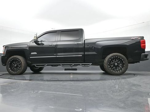 Used 2014 Chevrolet Silverado 1500 High Country w/ High Country Premium Package AWD/4WD image 15