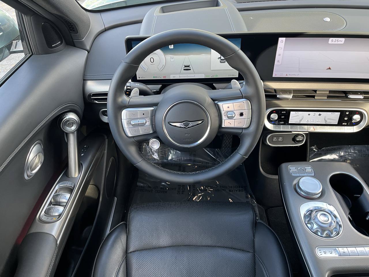 Used 2023 Genesis GV60 Advanced AWD/4WD image 5