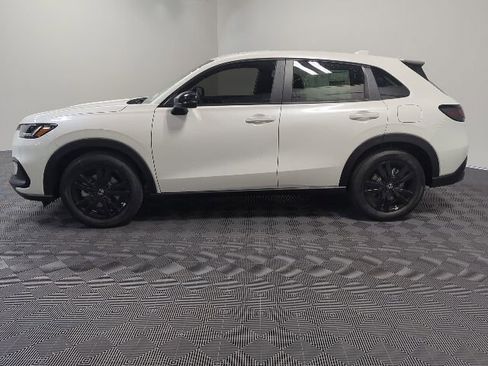 New 2026 Honda HR-V Sport image 3