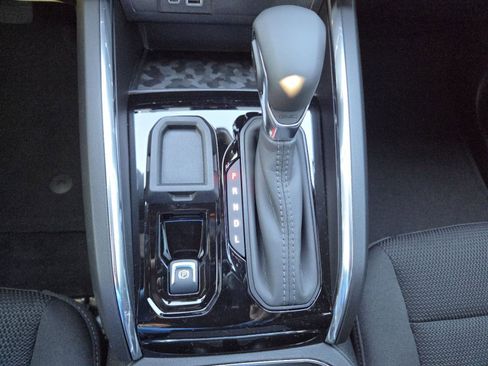 New 2026 GMC Canyon Elevation w/ Convenience Package image 33