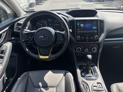 Used 2022 Subaru Crosstrek 2.5i Sport w/ Moonroof Package AWD/4WD image 2