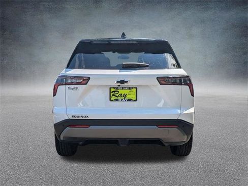New 2026 Chevrolet Equinox LT w/ Convenience Package II image 5