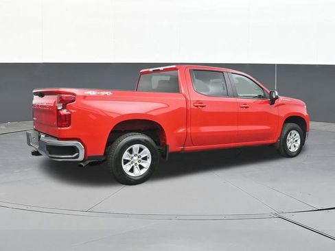 Used 2025 Chevrolet Silverado 1500 LT AWD/4WD image 16
