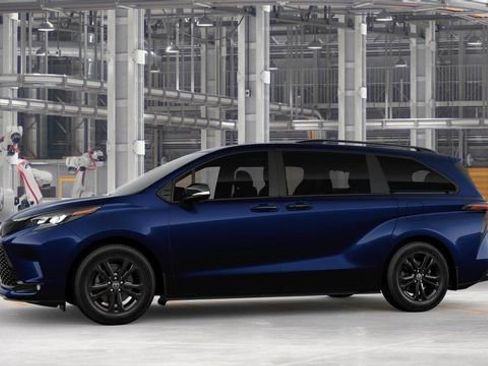 New 2026 Toyota Sienna XSE AWD/4WD image 2