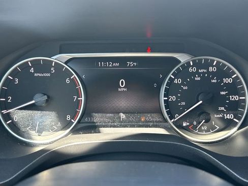 Used 2025 Nissan Rogue SV AWD/4WD image 12