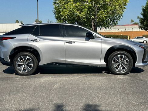 Certified 2023 Lexus RZ 450e Premium w/ Technology Package AWD/4WD image 7